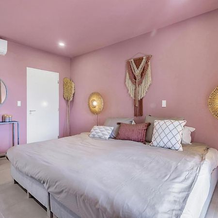 Apartment Turtle At Windsock Beach คราเลนไดค์ ภายนอก รูปภาพ