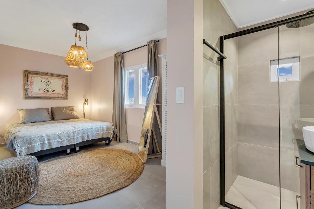 Apartment Turtle At Windsock Beach คราเลนไดค์ ภายนอก รูปภาพ