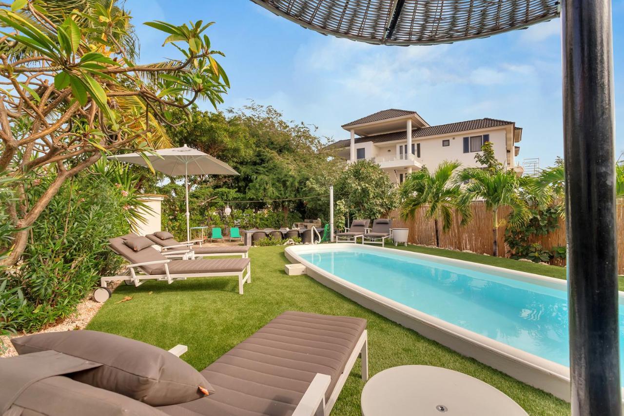 Apartment Turtle At Windsock Beach คราเลนไดค์ ภายนอก รูปภาพ